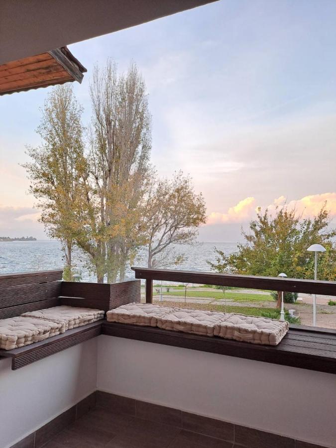 Vrachos Suites Aigio Exterior photo